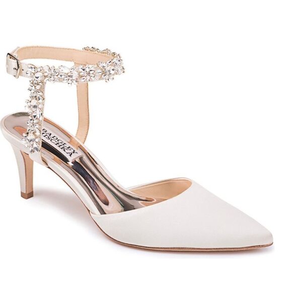 Badgley Mischka Esmeralda Embellished Pointed Toe Pump, Ivory Satin, Size 8.5 - Picture 7 of 8